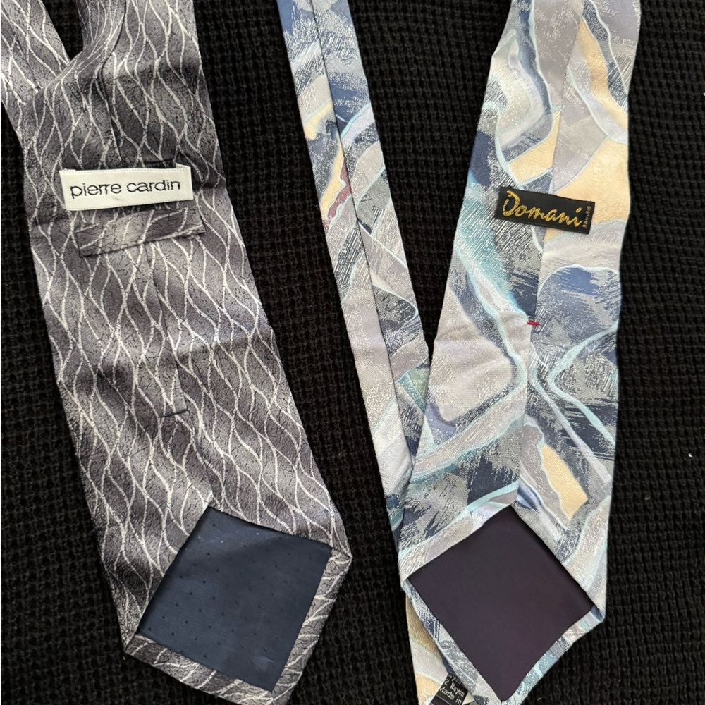 Pierre Cardin Elegant Patterned Tie